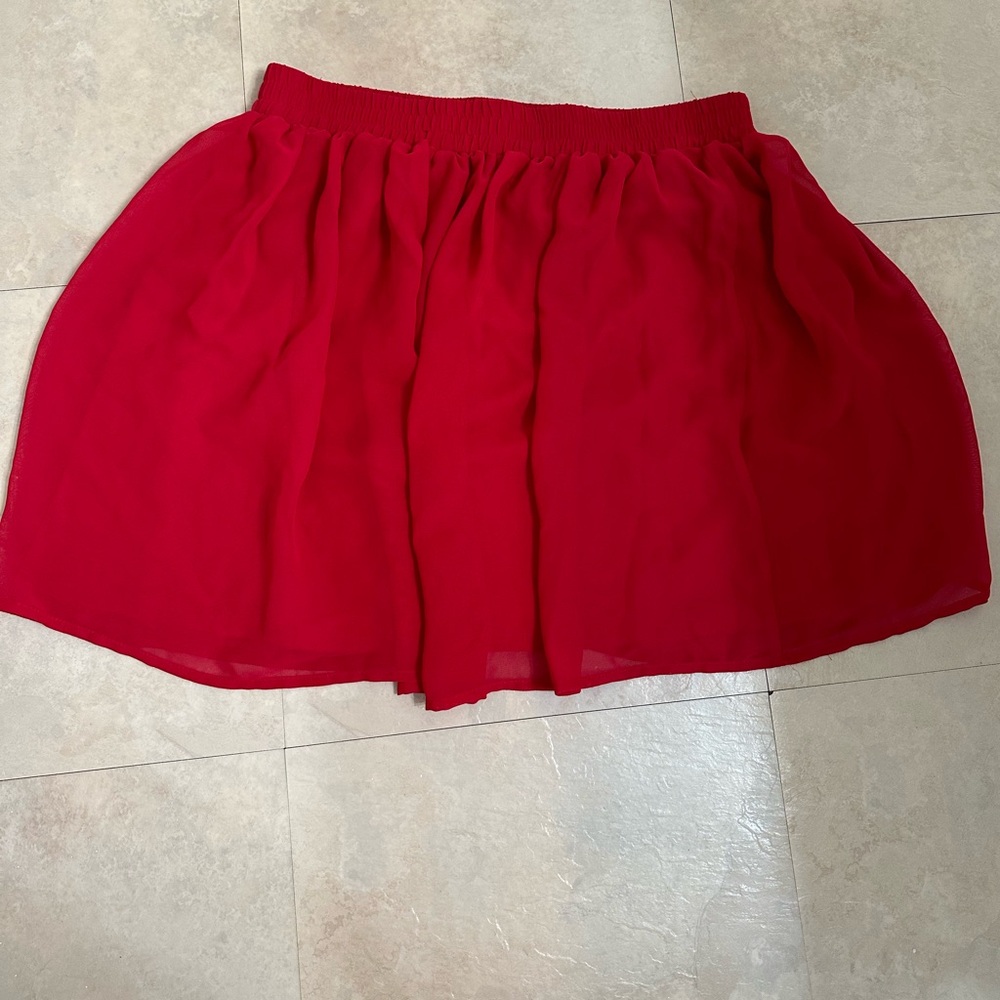 Forever 21 Red Chiffon Mini Skirt – Smocked Waist – Size L